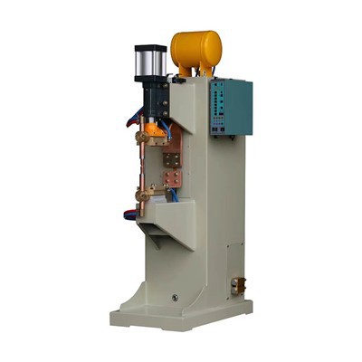 ¿Cuál es el nivel de vibración de una máquina de soldadura por puntos de CA d...